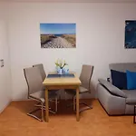 Aquamarin - Charmantes Appartement Mit Balkon