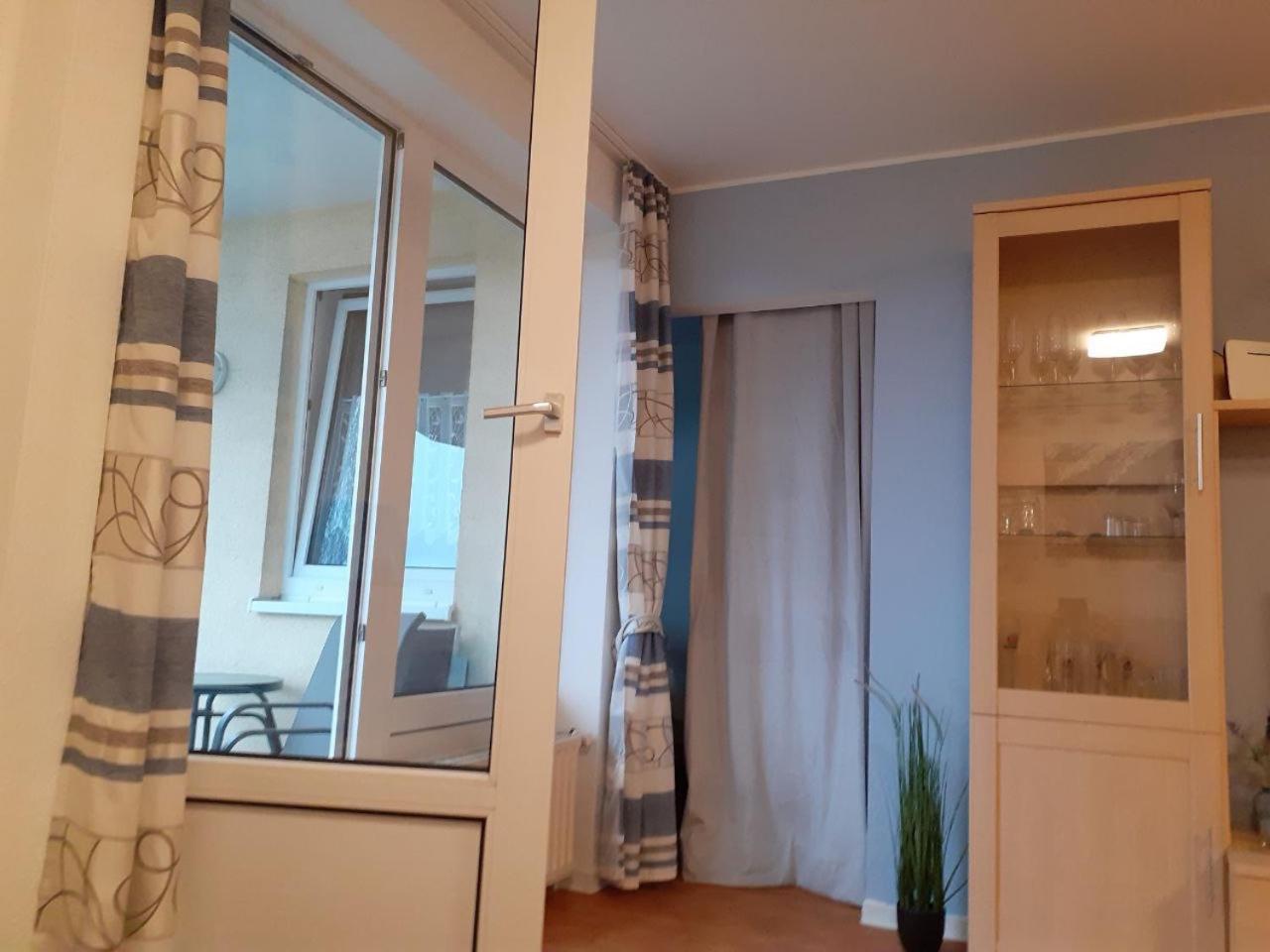 Aquamarin - Charmantes Mit Balkon *